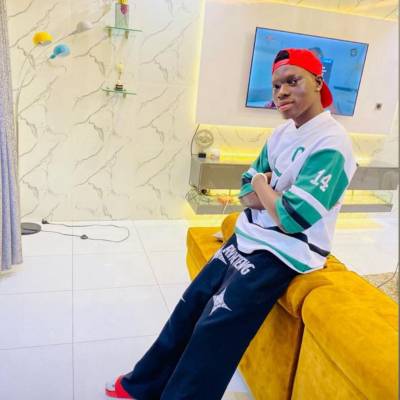 Oluwa Shinaayomi
