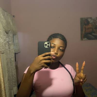Phanie Nia